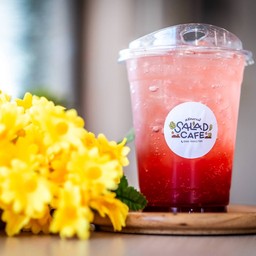 สตอเบอรี่โซดา