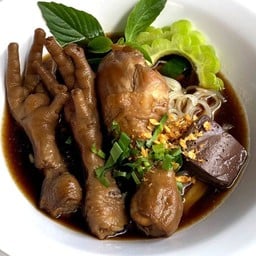 ขา + น่อง ไก่ตุ๋น