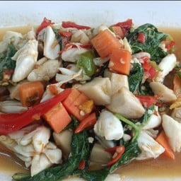 กระเพาเนื้อปูก้อน