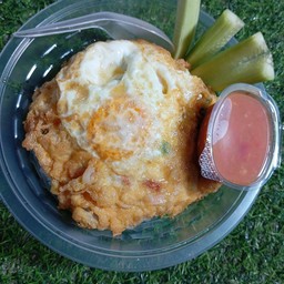 ข้าวไข่เจียวดาว (ฟรีน้ำพริกกะปิ)