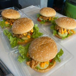 WOW! Burger & Snacks กิ่งแก้ว