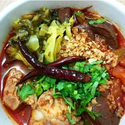 ขนมจีนน้ำเงี้ยว