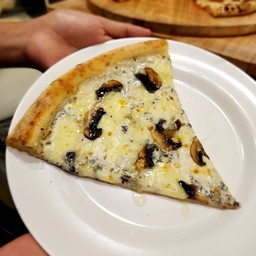 พิซซ่าเห็ดทรัพเฟิล