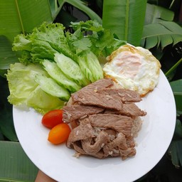 ข้าวผัดเนื้อไคขุน