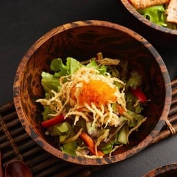 Shirauo Sarada สลัดปลาเงินทอด