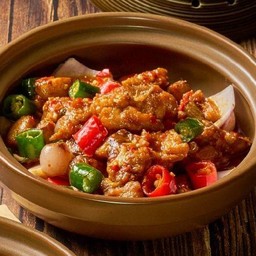 ไก่หม่าล่าหม้อดิน