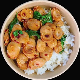 กะเพราไส้กรอก