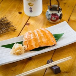 Salmon ปลาแซลมอนย่าง