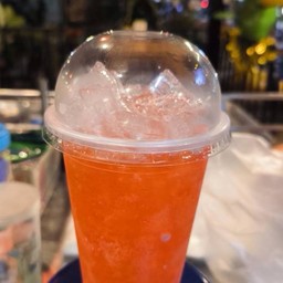 สตอเบอรี่โซดา