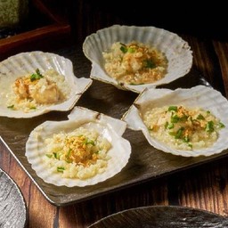 หอยเชลล์นึ่งกระเทียม