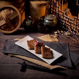 ขนมผักกาดทอดกุ้งฝอย