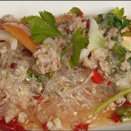 ยำวุ้นเส้นหมูสับ