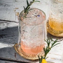 ลิ้นจี่โซดา