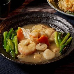 ราดหน้าฮ่องกงทะเล