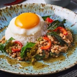 แม่ย้อยนางยำ