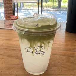 coconut matcha foam (มะพร้าวมัชฉะโฟม)
