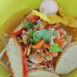 ก๋วยเตี๋ยวต้มยำหมูมะนาว