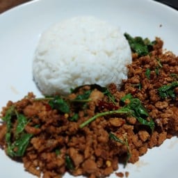 บ้านกระเพราซิ่ง