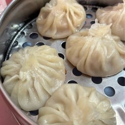 เสี่ยวหลงเปาบะหมี่เซี่ยงไฮ้ ตลาดแม่สาย