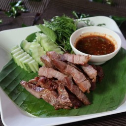 คอหมูย่าง