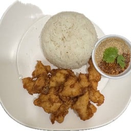 Crispy Chicken Rice With Thai Spicy Sauce
