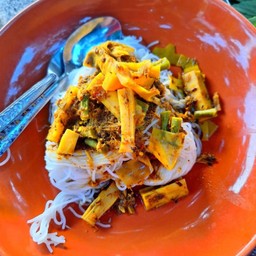 ขนมจีนแกงไตปลา