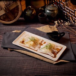 ก๋วยเตี๋ยวหลอดหอยเชลล์