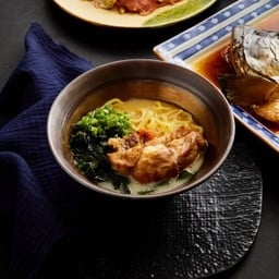 Tonkotsu ramen ราเมงซูปกระดูกหมู