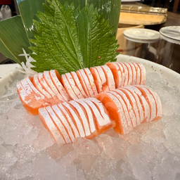 Salmon Toro Sashimi ท้องปลาแซลมอน