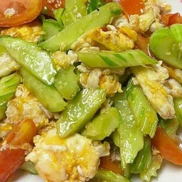 แตงผัดไข่น้ำมันหอยราดข้าว