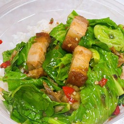 หมูกรอบผัดผักแขนง (กับข้าว)