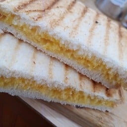 แซนวิชย่างเนยนม1คู่