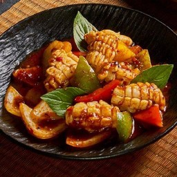 ปลาหมึกผัดพริกเผา