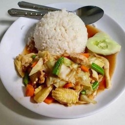 ผัดผักรวมไก่