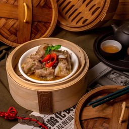 ซี่โครงหมูนึ่งซอส X.O