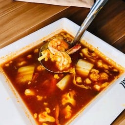 แกงส้มกุ้ง-ปลาหมึก