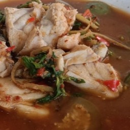 แกงป่าเนื้อปลาอินทรีย์