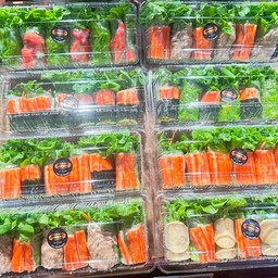 สลัดโรลปูอัดห่อสาหร่าย น้ำจิ้มครีมซีฟู้ด