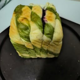 TwinFood&Bakery