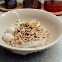 ก๋วยเตี๋ยวหมูสับ