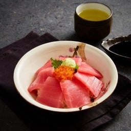 Akami Don ข้าวหน้าปลาทูน่า