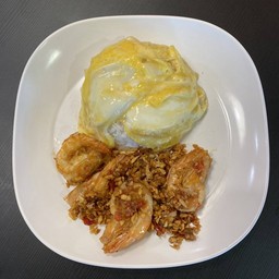 Roasted Shrimp With Chili And Salt And Creamy Omelette On Rice
