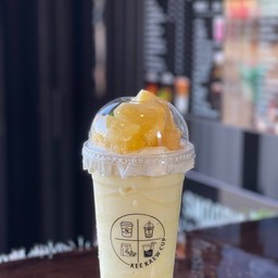 สับปะรดสมูทตี้