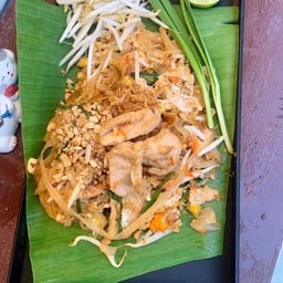ผัดไทยกุ้งใหญ่ สยาม