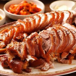 หญิง ไก่ทอด (สาขาตลาดรวยมาร์เก็ตประชาอุทิศ90) ตลาดรวยมาร์เก็ต
