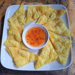 เกี๊ยวหมูเด้งทอดกรอบ