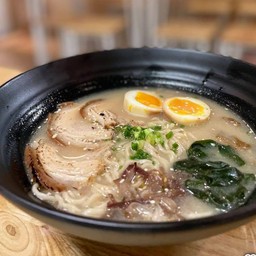 ทงคตสึราเมง