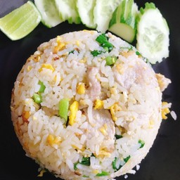 ข้าวผัดไก่
