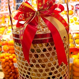 ส้มโชกุนจัดใส่ตะกร้าหวายกลมสูง สีขาว