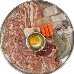 ชุดหมูทะเลกลาง+ชุดผัก